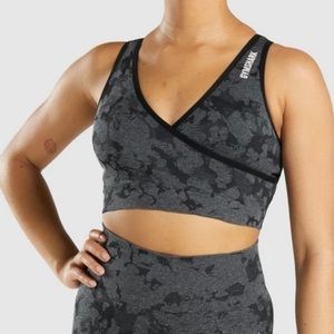 Adapt Camo Seamless Sports Bra